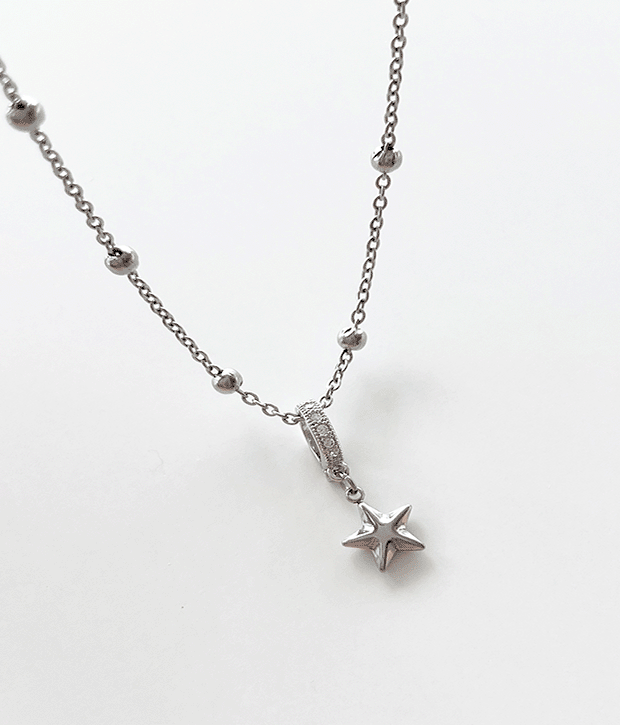 cubic star ball necklace